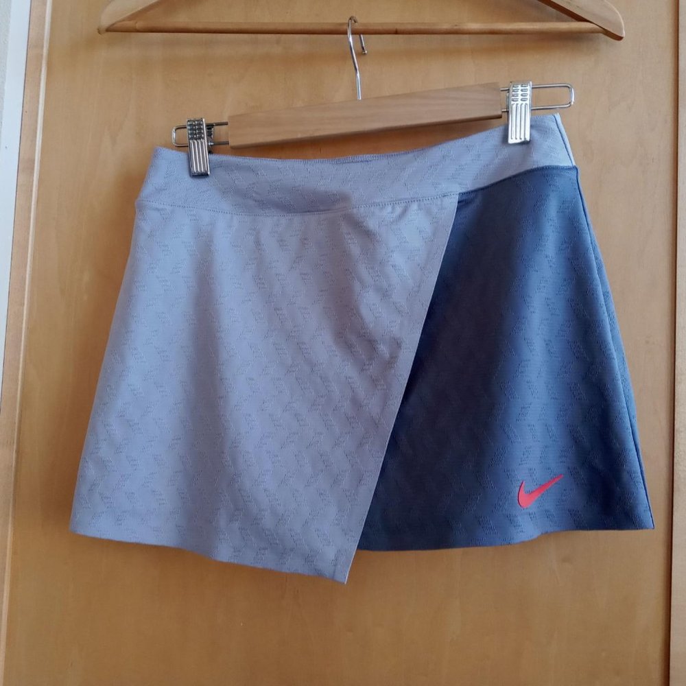 Nike Tennis Skirt Skort Grey & Charcoal